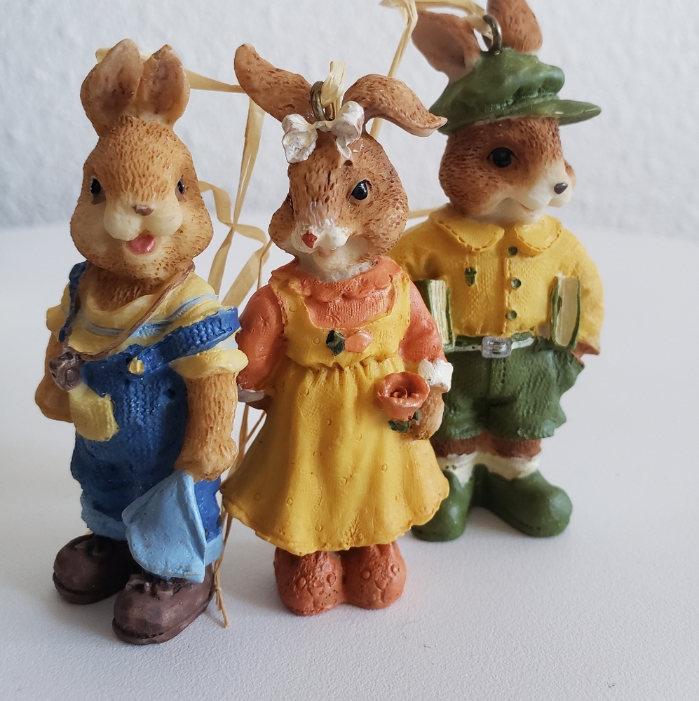 #Anthropomorphic Rabbits figurines Ornaments  Mint/Boxed  Bavaria Germany.